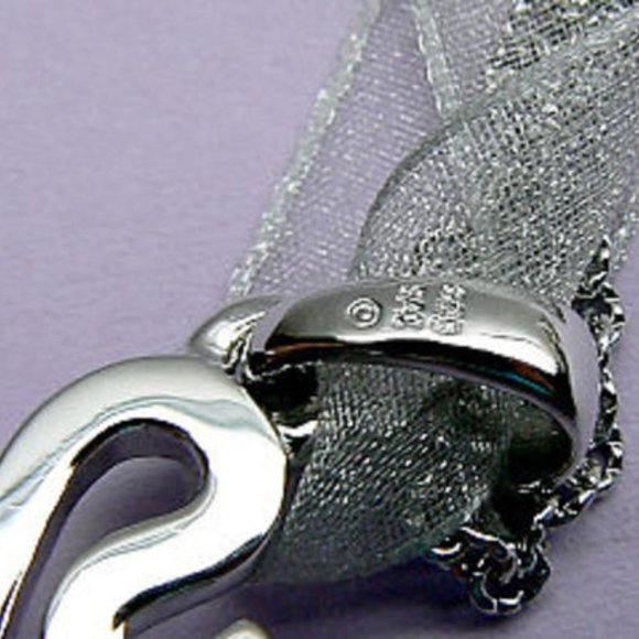 VERA WANG Logo  SIGNATURE STAR Silver Necklace 18" - Picture 5 of 5